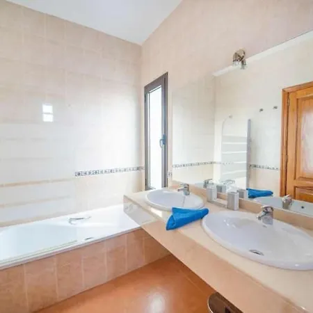 Διαμέρισμα Playa Blanca Sleeps 6 Pool Wifi