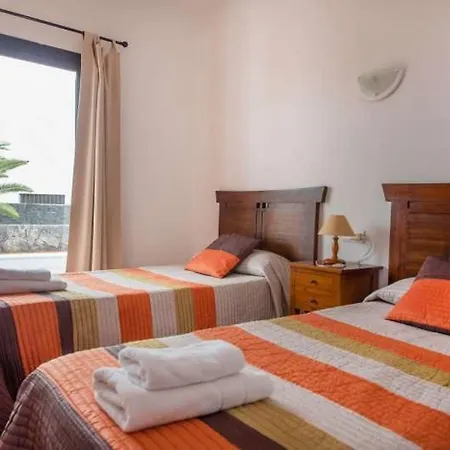 Playa Blanca Sleeps 6 Pool Wifi Apartamento *